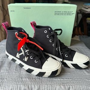 Off-White Mid Top Vulcanized Sneaker Men size 42